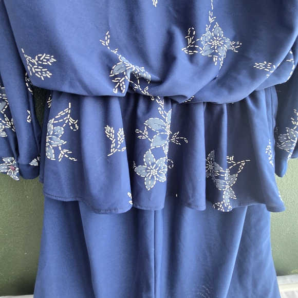 1980's Vintage Blue & White Floral Dress Size Large - Picture 11 of 11